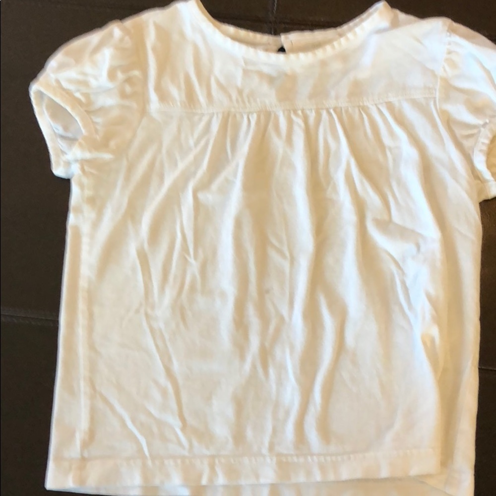 White tee